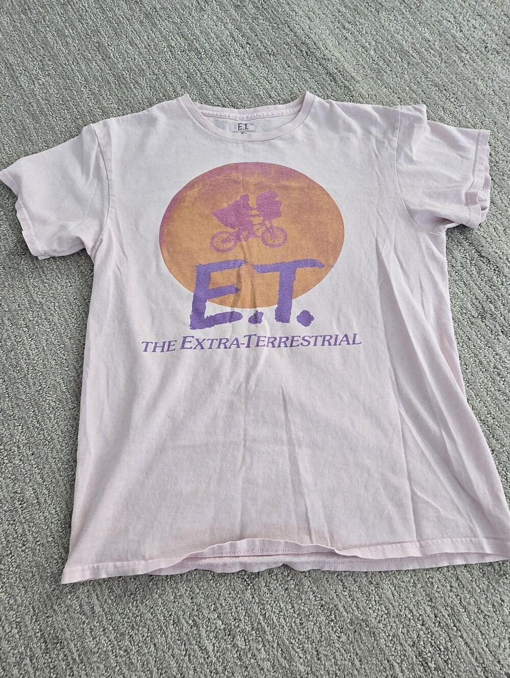 E.T. Extra Terresterial Short Sleeve Graphic Tee in Light Pink With Bicycle